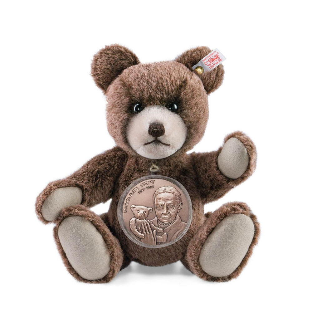 Steiff 德國金耳釦泰迪熊: Medaled Teddy Bear