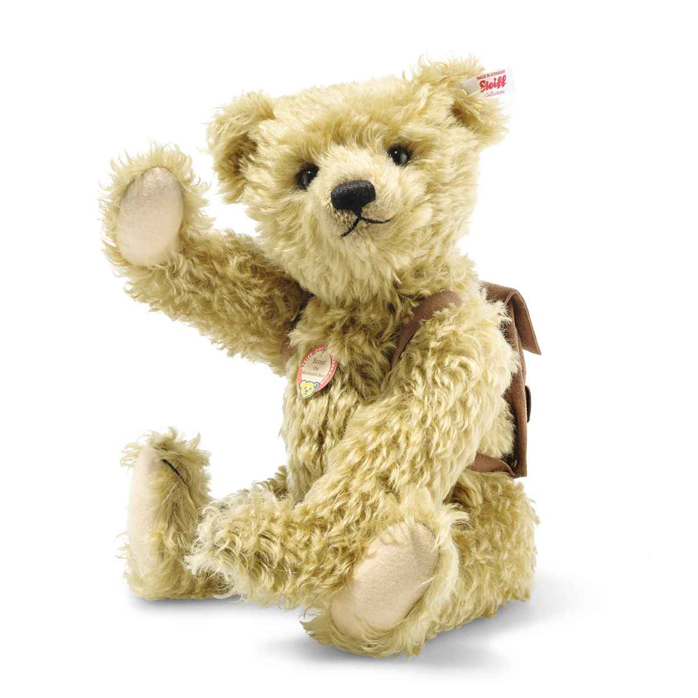 Steiff 德國金耳釦泰迪熊: Scout the Backpack Bear